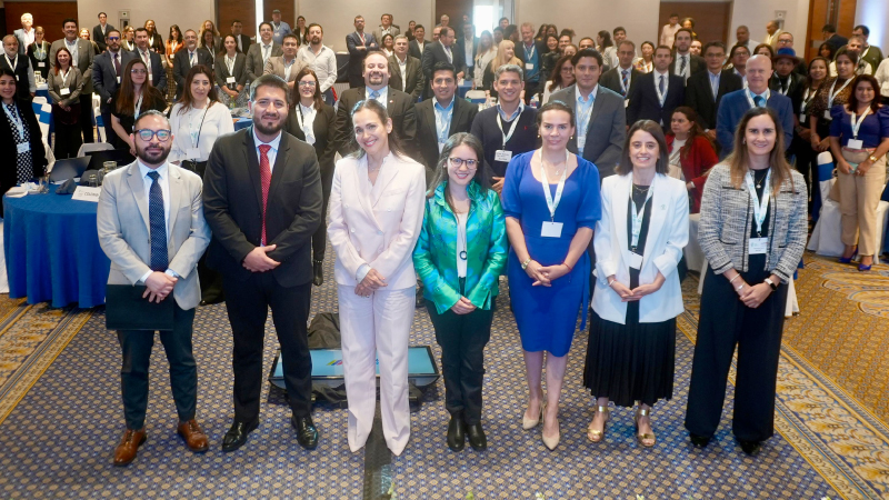 La ministra Inés Manzano inauguró la Convención Internacional del Fondo para el Medio Ambiente Mundial (GEF), Primera Edición Ecuador